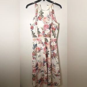 Tahari NWT size 2 “garden stroll” dress